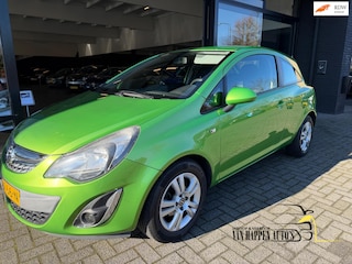 Opel Corsa 1.2-16V Cosmo