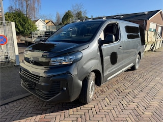 Opel Vivaro SCHADE voor + achter L3