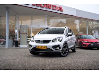 Honda Jazz 1.5 Full Hybrid Crosstar Automaat | Dealeronderhouden | Navigatie | PDC voor en achter | Camera | Carplay / Android Auto | Stoelverwarming