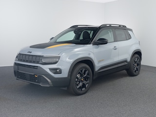 Jeep Avenger The North Face | 10,25 inch digitaal configureerbaar instrumentenpaneel | 10,25" Infotainment met draadloos Apple Carplay en Android Auto | 17'' Lichtmetalen velgen zwart met Summit Gold accent met M+S banden