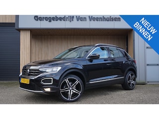 Volkswagen T-Roc 1.5 TSI 150pk DSG Sport Virtual 19inch LM Stoel&Stuurverwarming LED Keyless Elek.klep *Complete T-Roc*
