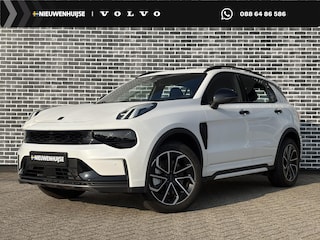 Lynk & Co 01 1.5 Core PHEV | Adaptieve Cruise Control | Keyless Entry | Stoelverwarming | Apple Carplay & Android Auto | 19 inch LM-Velgen | Achteruitrijcamera | Ledverlichting | 15,4 inch middendisplay | Premium audiosysteem |