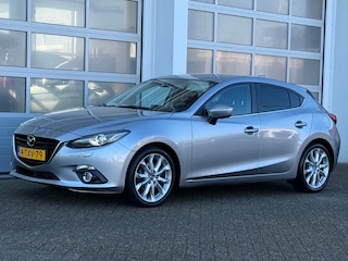 Mazda 3 2.0 GT-M 120PK Navi Head-up Trekhaak Leer