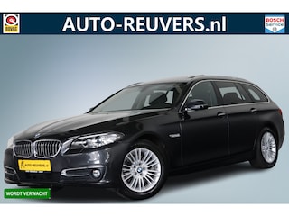 BMW 5-serie Touring 520i Luxury Edition / Panorama / Leder / LED / Memory