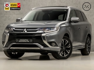 Mitsubishi Outlander 2.0 PHEV Deluxe 240Pk Automaat (SCHUIFDAK, NAVIGATIE, STUUR/STOELVERWARMING, LEDER, 360 CAMERA, ADAPTIVE CRUISE, GETINT GLAS, NIEUWSTAAT)