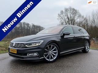 Volkswagen Passat Variant 1.4 TSI Highline Business R-Line Automaat / Leder / Apple CarPlay/Android Auto / 18" Velgen / PDC / LED