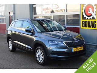 Skoda Karoq 1.5 TSI ACT Business Edition O.a: Trekhaak, PDC, Stoel+Stuurverw. Carplay, Etc. All-in prijs!