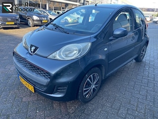 Peugeot 107 1.0-12V XS | Airco | Navigatie