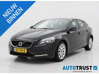 Volvo V40 2.0 T2 Momentum CAMERA STOELVERWARMING NAV
