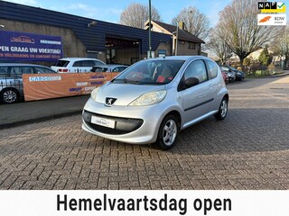 Peugeot 107 1.0-12V XS Urban Move NIEUWE APK!