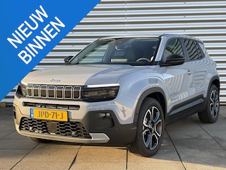 Jeep Avenger Summit 54 kWh | Navigatie | Apple carplay/Android auto | Achteruitrijcamera