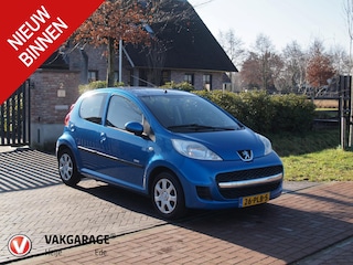 Peugeot 107 1.0-12V Millesim 200 | Airco | 5-deurs | NL-Auto | 2e eigenaar |