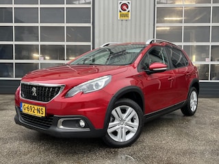 Peugeot 2008 1.2 PureTech Signature Navi Trekhaak LED Parkeerhulp