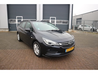 Opel Astra Sports Tourer 1.4 Business+ 1e EIGENAAR