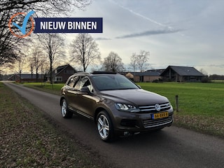 Volkswagen Touareg 3.0 TSI Hybrid Highline | Panoramadak | Adaptieve Cruise | Elekt
