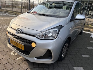 Hyundai i10 1.0i 66pk Comfort | Airco | Navigatie | Carplay | Boordcomputer | Cruise controle | Bestuurdersstoel in hoogte verstelbaar | Elektrische spiegels