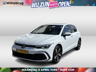 Volkswagen Golf 1.4 eHybrid GTE / AUTOMAAT/ PARKEER SENSOREN V+A/ ACC/ APP-CONNECT/ RIJ-MODI/ DIGITAL DASH/ DAB/ NAVI/ LED/ LANE-ASSIST/ ISOFIX/ 18'' LMV