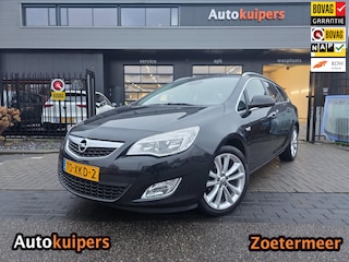Opel Astra Sports Tourer 1.4 Turbo Cosmo | Met o.a. climate control, navigatie, cruise control en bluetooth telefoonvoorbereiding!