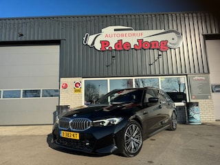 BMW 318I M-sport Touring G21 Facelift, Widescreen, Carplay, Leder, Trekhaak, Orig NL!
