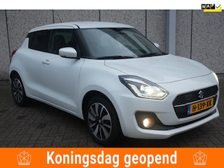 Suzuki Swift 1.2 Stijl Smart Hybrid, Meest luxe, Org NL, Led, Camera, Clima,Navi, 4 x nieuw all seasons banden. Nieuw Apk,