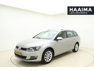 Volkswagen Golf Variant 1.2 TSI Connected Series Automaat | Navigatie | Trekhaak | Camera | Extra getint glas | Stoelverwarming | Lichtmetalen velgen | Dakrails