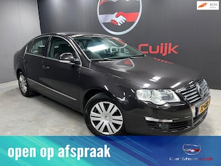 Volkswagen Passat 1.4 TSI Highline | Trekhaak | Stoelverwarming