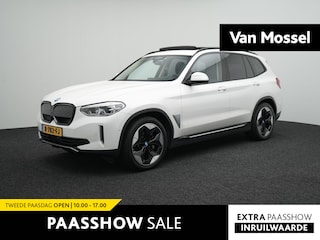 BMW iX3 Executive 80 kWh AUTOMAAT | PANORAMADAK | SPORTSTOELEN | LEDER | ADAPTIEVE CRUISE | NAVIGATIE | CAMERA | PDC | DAB | LMV | 12 MAANDEN BOVAG GARANTIE |