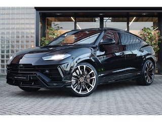 Lamborghini Urus S | Akrapovic uitlaat, Keramisch, Carbon interieur, Bang&Olufsen, Massage, Carbon in/exterieur, Panoramadak