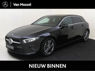 Mercedes-Benz A-klasse 200 Business Solution Luxury line /Achteruitrijcamera /Leder /Dealer Onderhouden