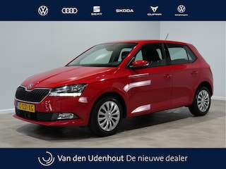 Skoda Fabia 1.0 TSI Ambition Navigatie Stoelverwarming Cruise Carplay Pdc Android 201