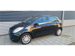 Toyota Yaris 1.3 VVTi Sol Airco NAP trekhaak