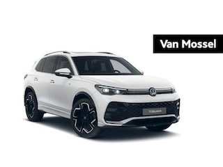 Volkswagen Tiguan 1.5 eHybrid R-Line Edition 272 PK | Panoramdak | Navigatie Groot | Trekhaak | 360 Camera | Head-Up Display | Harman Kardon