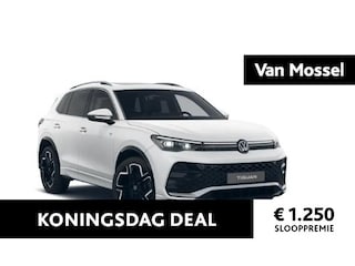 Volkswagen Tiguan 1.5 eHybrid R-Line Edition 272 PK | Panoramdak | Navigatie Groot | Trekhaak | 360 Camera | Head-Up Display | Harman Kardon