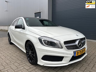 Mercedes-Benz A-klasse 180 Ambition AUT PANO AMG PDC