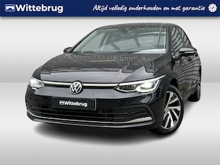 Volkswagen Golf 1.4 eHybrid 204PK Style / Memory Seat / Stuur + Stoelverwarming / LED / Parkeersensoren V+A / Draadloze App-Connect **