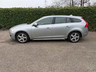 Volvo V60 2.0 T5 Momentum | Leer |Automaat