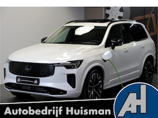 Volvo XC90 2.0 T8 AWD 335kW/456pk Aut8 Recharge Ultra Dark 7P LUCHTVERING + BOWERS&WILKINS + PANORAMADAK + PILOT ASSIST + STOELMASSAGE + HEAD-UP + STOEL-&STUURVERWARMING + LEDEREN DASHBOARD + 360 CAMERA + ACHTERBANKVERWARMING + 21" LM-VELGEN!
