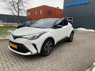 Toyota C-HR HYBRID FLOW