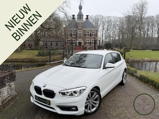 BMW 118i Edition High Executive | M-Sport Stuur | Navi | PDC | Automaat |