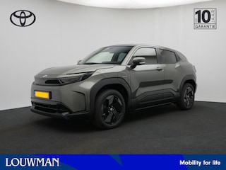 Toyota Urban Cruiser Dynamic 61 kWh | DEMO & MEDIO MAART LEVERBAAR | PRIJS INCLUSIEF DEMO VOORDEEL |