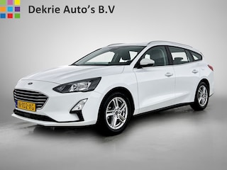 Ford Focus Wagon 1.5D 120PK Blue Edition Business * 59.282 KM */ Trekhaak / Airco / Pdc+Camera / Radio multimedia /