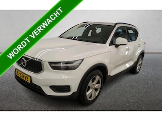 Volvo XC40 1.5 T2 130PK Momentum Core / Airco-ecc./ Xenon / Navigatie / Lmv./ Pdc.A / Radio multimedia /