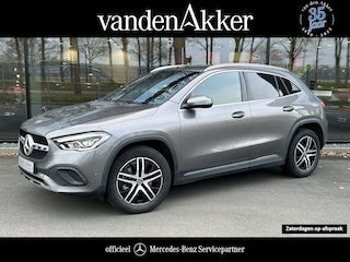 Mercedes-Benz GLA 250e Luxury Plugin Hybride 250e Luxury // Trekhaak // Carplay // Camera // Sfeerverlichting // Widescreen Dashbord