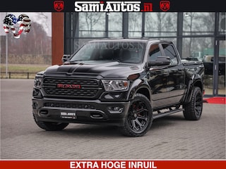 Dodge Ram SPORT | 5.7 V8 4x4 HEMI | PANORAMA DAK | GROOTSCHEM 12 INCH | LPG | Diamond Black Pearl | CREW CAB | DUBBELE CABINE | 5 PERSOONS | DC | VOORRAAD NR 2558 - 6047