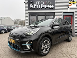 Kia Niro E-Niro DynamicPlusLine 64 kWh -SOH 100%-OPEN DAK-STOEL + STUURWIELVERWARMING-KEYLESS-CAMERA-APPLE CARPLAY/ANDROID AUTO-ETC.