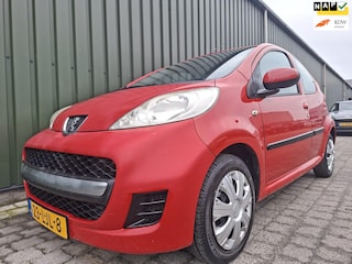 Peugeot 107 1.0-12V XS