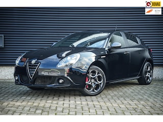 Alfa Romeo Giulietta 1.4 T Sprint | Clima | Bluetooth | Elektrische ramen | PDC | 1e eig. | Dealeronderhouden |