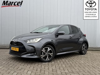 Toyota Yaris 1.5 Hybrid 115 First Edition Limited Stoel Stuur verwarming Parkeersensoren