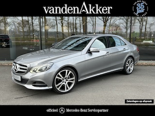 Mercedes-Benz E-klasse 220 CDI 170pk Avantgarde // Automaat // LED koplampen // Navigatie // 19" Velgen // Climate Control // Cruise Control