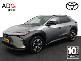 Toyota bZ4X Business Plus 71 kWh | Trekhaak | PDC | Stoel en Stuurverwarming | 360 Camera | Navigatie | Keyless Entry |